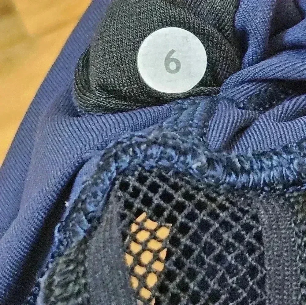 Lululemon Second Chance Leggings With Side Leg Mesh Size 6